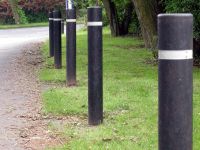 bollards.jpg